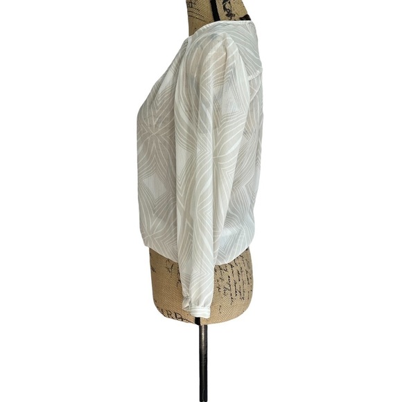 The Limited Sheer Swirl Neutral Office Blouse - Picture 6 of 9